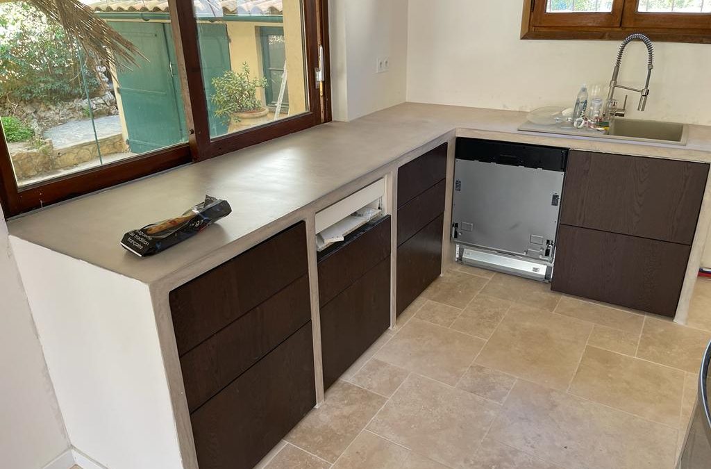 Toulon – Cuisine et meuble vasque maçonnés